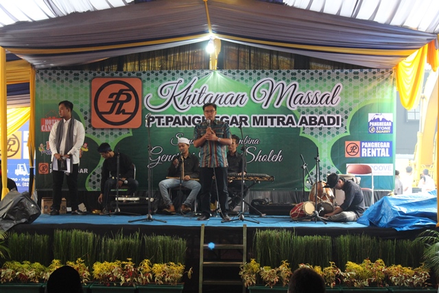 khitanan massal 2016