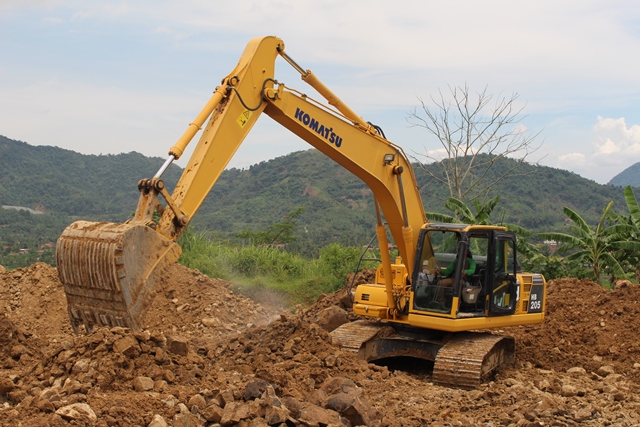 Alat Berat Panghegar Rental